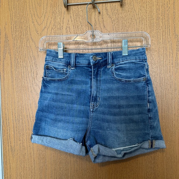American Eagle Curvy High Waisted Denim Shorts - Picture 2 of 3